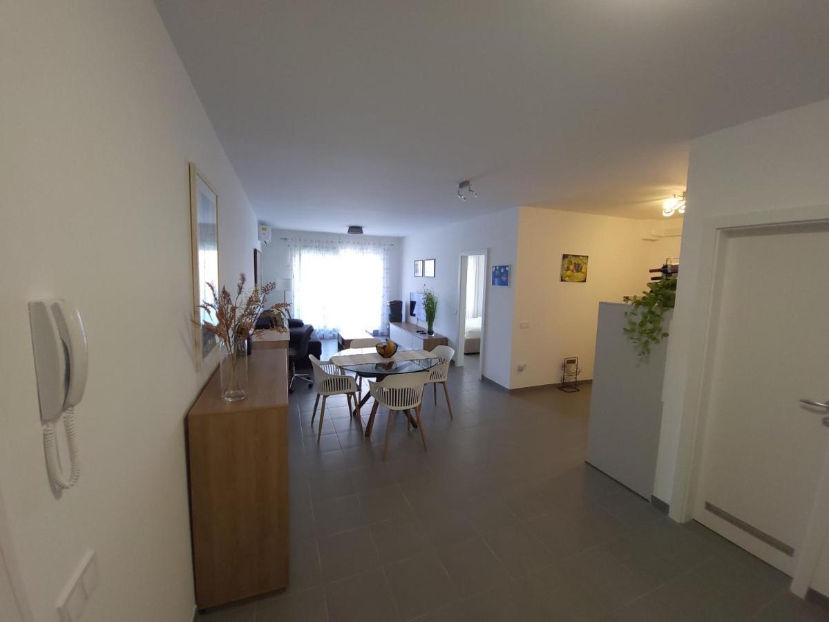 Apartment Kiara Premantura Esterno foto